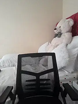 Snapshot of BoobQueenxx chatting on February 2025 06:04:01 AM BoobQueenxx online show from February 2025 06:04:01 AM