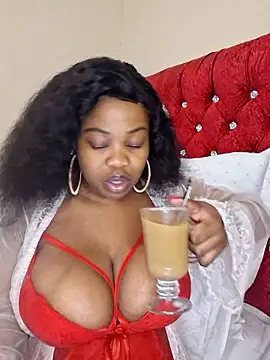 Snapshot of BoobQueenxx chatting on September 2025 02:24:02 AM BoobQueenxx online show from September 2025 02:24:02 AM