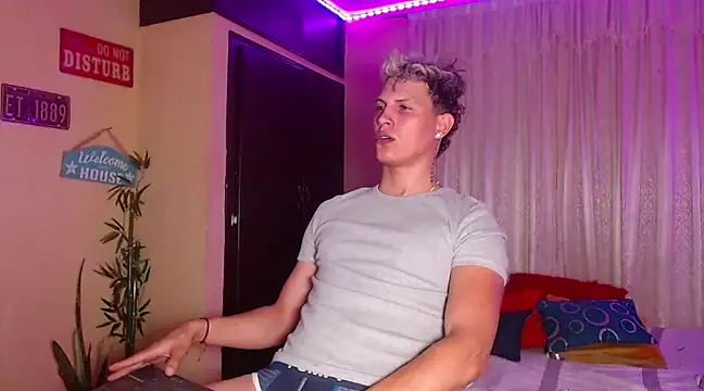 DavidNeill online show from March 2025 11:54:02 PM