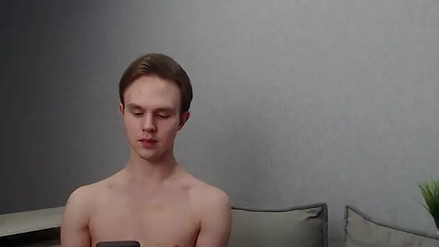 MartinMendez online show from February 2025 06:59:01 PM