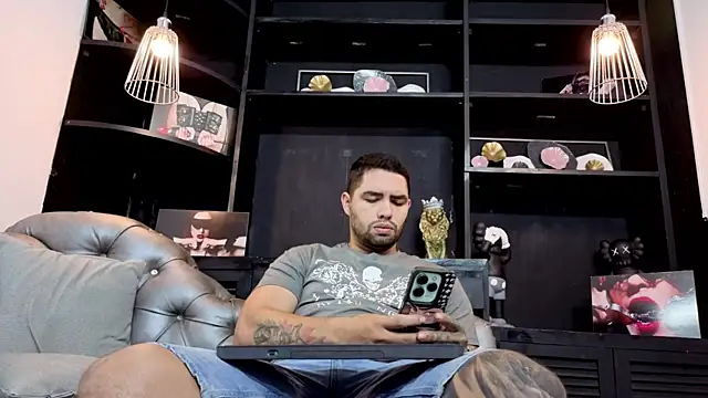 matteosantos online show from October 2025 11:11:02 AM