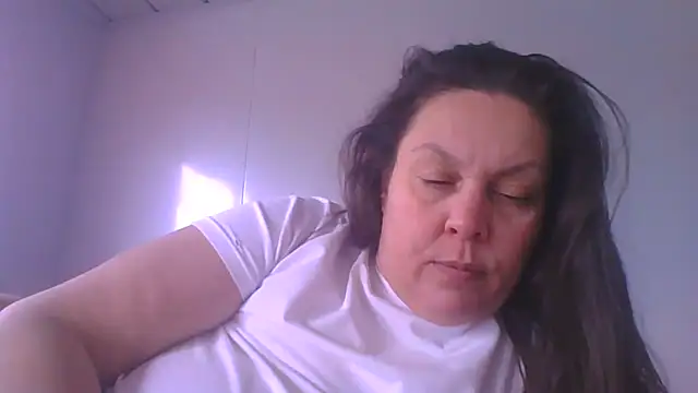 fulloferotic online show from April 2026 01:14:01 PM