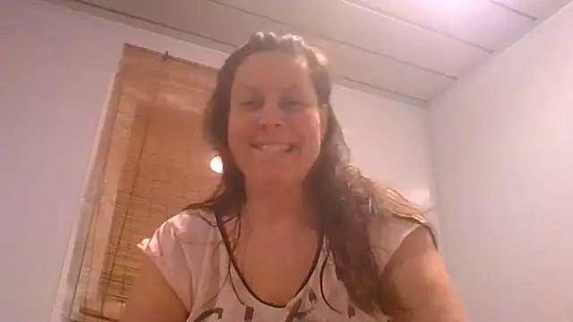 Snapshot of fulloferotic chatting on April 2026 02:27:02 AM fulloferotic online show from April 2026 02:27:02 AM