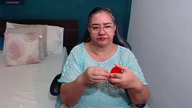 scaelettdubois online show from February 2026 01:21:01 AM