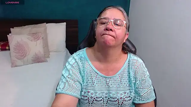 scaelettdubois online show from February 2026 01:34:01 AM