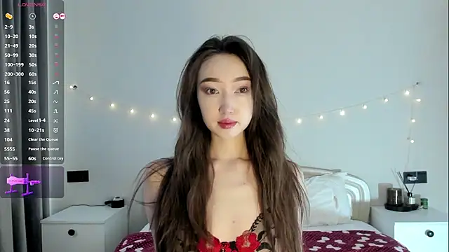  luna 022 online show from October 2025 04:42:01 AM