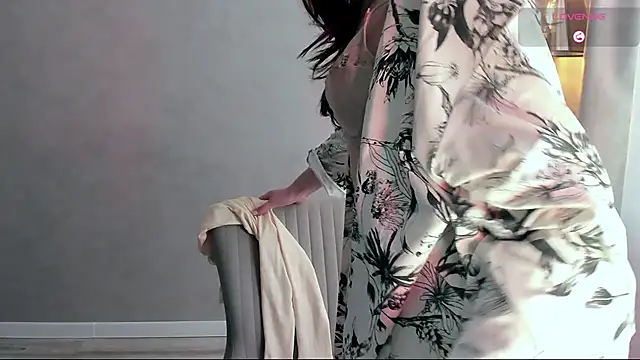  luna 022 online show from March 2026 05:13:01 AM