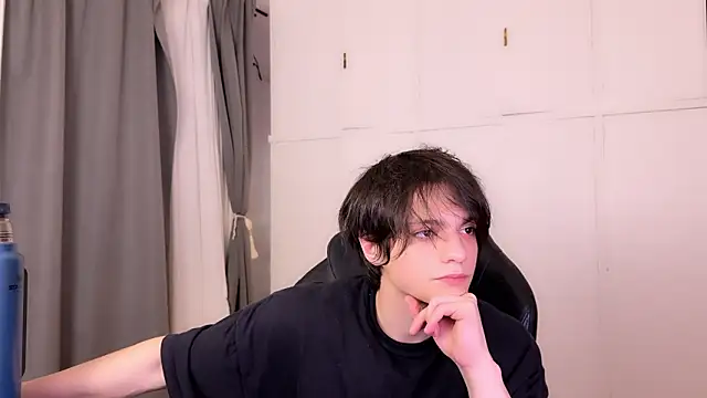 SasukeUhchiaa online show from March 2026 03:22:02 AM