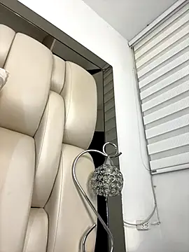 ALISSON FOXXX1 online show from October 2025 08:51:02 PM