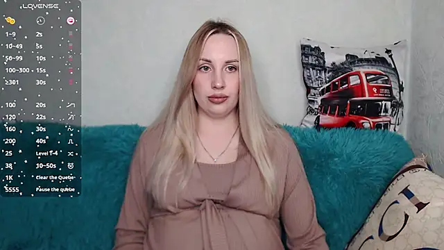 Snapshot of Monika_bae chatting on October 2025 02:02:01 PM Monika bae online show from October 2025 02:02:01 PM
