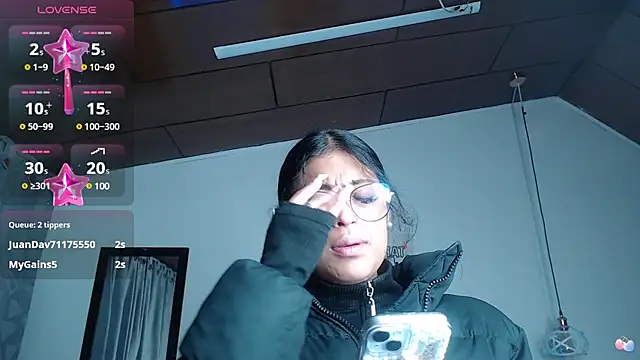 vaness weet online show from March 2025 02:30:02 AM