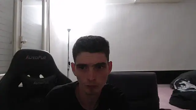 Snapshot of OnlySolovicio chatting on October 2025 07:48:01 PM OnlySolovicio online show from October 2025 07:48:01 PM