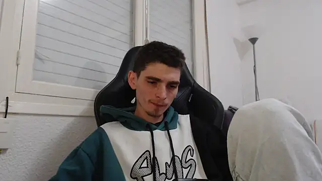 Snapshot of OnlySolovicio chatting on November 2025 07:15:02 PM OnlySolovicio online show from November 2025 07:15:02 PM