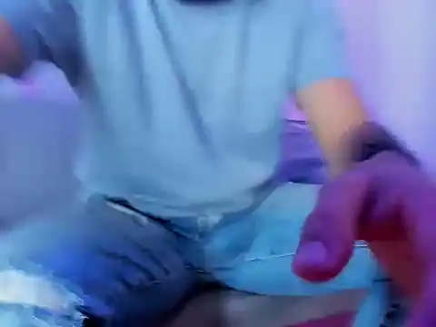 tuyo1995 online show from November 2025 03:12:02 PM