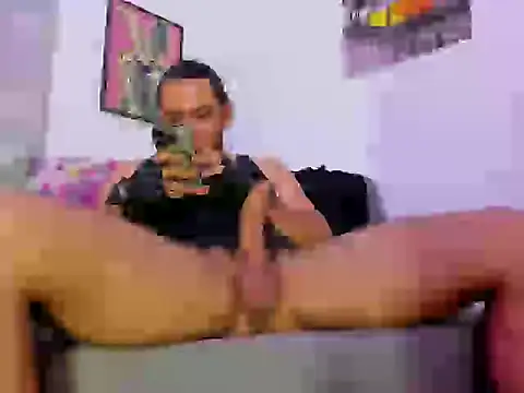 tuyo1995 online show from March 2026 05:50:02 PM