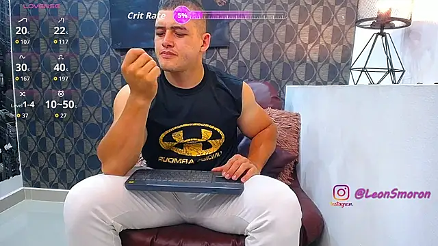 Leonsmoron online show from April 2026 03:43:02 AM