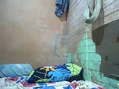 Snapshot of sweethotmom chatting on March 2025 12:32:01 AM sweethotmom online show from March 2025 12:32:01 AM