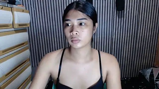 Maria-Moore online show from September 2025 01:25:02 PM