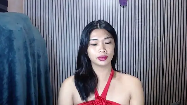 Maria-Moore online show from October 2025 05:23:02 PM