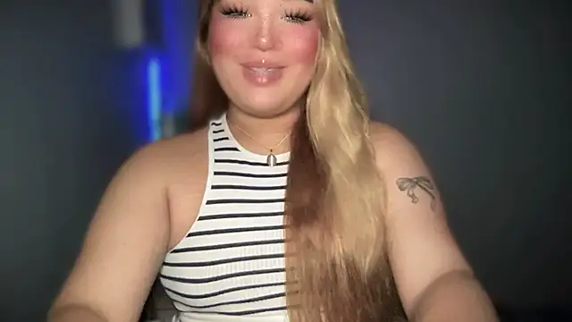 MissCataleyaxxx online show from September 2025 12:04:02 PM