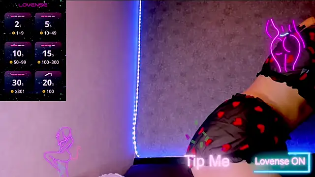 Snapshot of madina_taher chatting on November 2025 12:11:02 AM madina taher online show from November 2025 12:11:02 AM