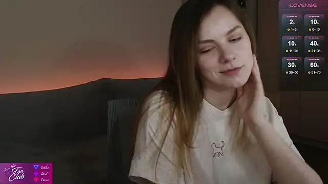 Snapshot of Ali_Cooper chatting on December 2024 12:44:01 PM Ali Cooper online show from December 2024 12:44:01 PM