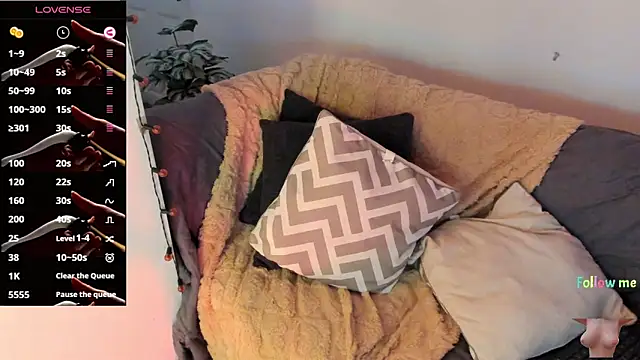 abigail luna online show from November 2025 04:44:02 AM