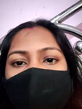 Shristiprakash0 online show from June 2026 07:18:01 AM