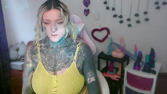 SLOPPYTITSS online show from April 2026 10:52:01 PM