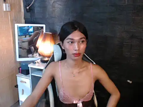 Snapshot of ToKeNa chatting on March 2025 04:38:01 AM ToKeNa online show from March 2025 04:38:01 AM