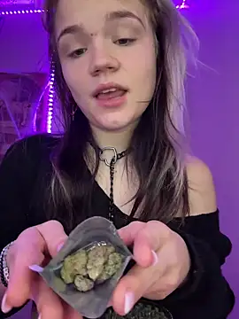 Cutiepiespanks online show from November 2025 08:30:02 PM