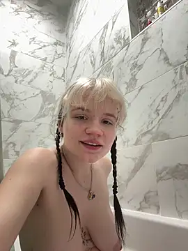 Cutiepiespanks online show from March 2026 05:52:02 AM