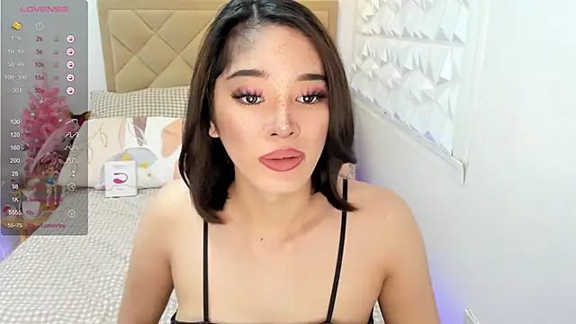 TsHeartXxx online show from November 2025 05:39:02 AM