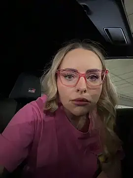 EmaSalis online show from February 2026 10:00:01 AM