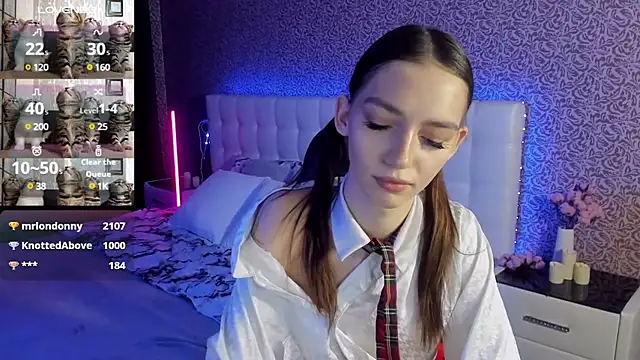 SophieCatty online show from February 2025 07:11:01 AM