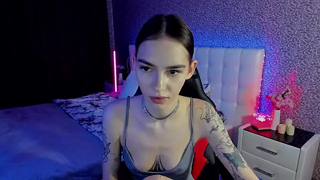 SophieCatty online show from March 2025 06:55:01 PM