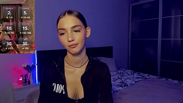 SophieCatty online show from October 2025 11:41:02 AM