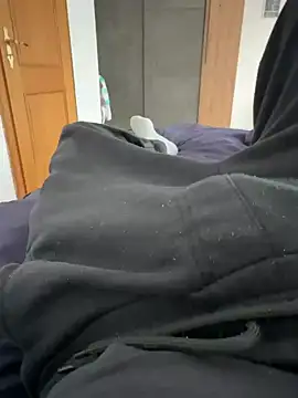 Krasavzi online show from February 2025 10:59:02 AM