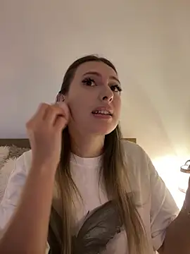 Eva Ryen online show from November 2025 04:16:01 PM