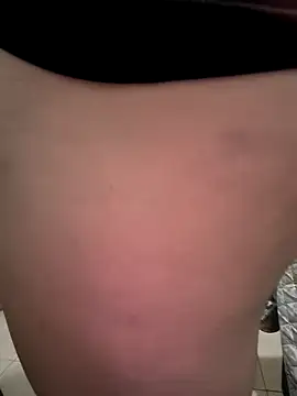 Snapshot of VIC22SECRET chatting on November 2025 01:19:02 AM VIC22SECRET online show from November 2025 01:19:02 AM