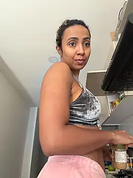 Victoriasant online show from April 2026 06:49:02 PM