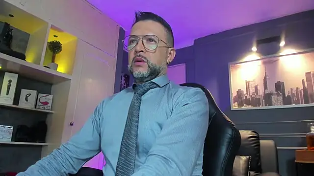 MrFrank tattoo online show from February 2026 11:22:01 AM