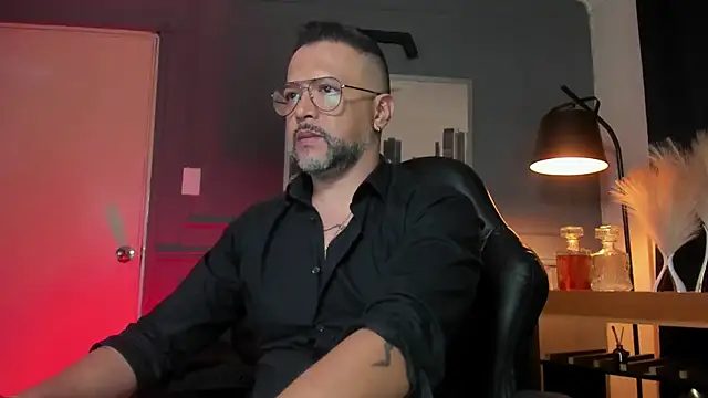 MrFrank tattoo online show from February 2026 10:34:02 AM