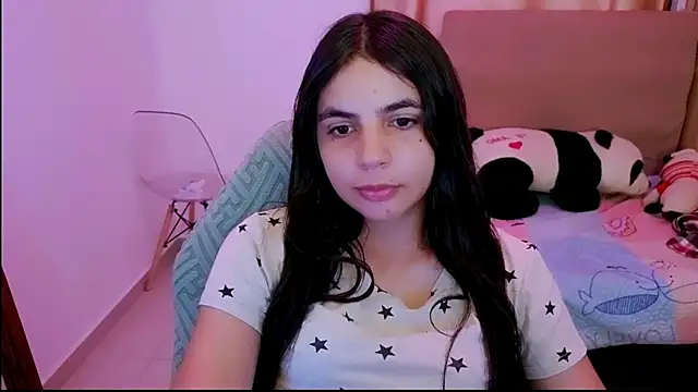  elenna online show from April 2026 05:57:01 PM