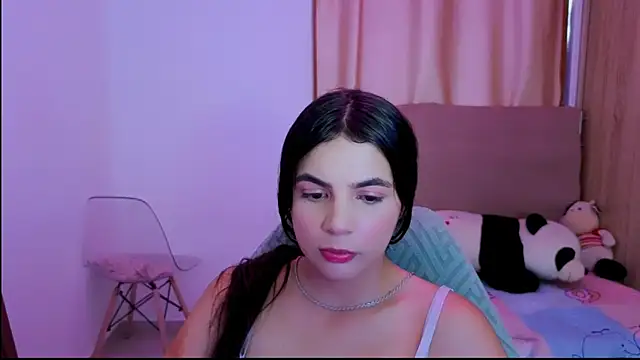  elenna online show from April 2026 06:26:01 PM