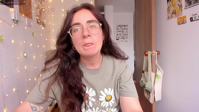 linda giggle online show from October 2025 08:53:02 PM