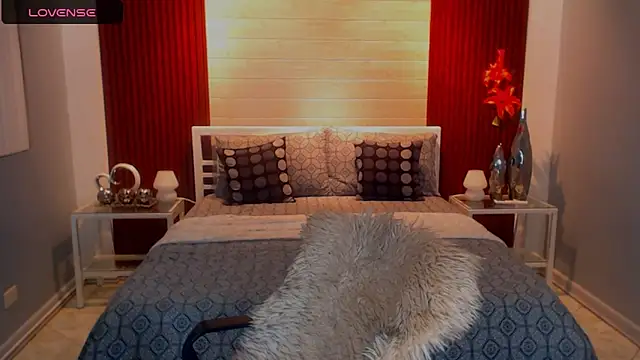 StellaStrong30 online show from September 2025 06:31:02 PM