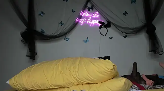 ThickAssRena online show from February 2025 07:38:01 PM