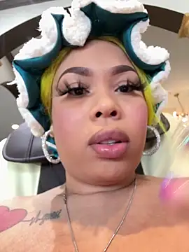 ThickAssRena online show from March 2026 04:56:01 PM