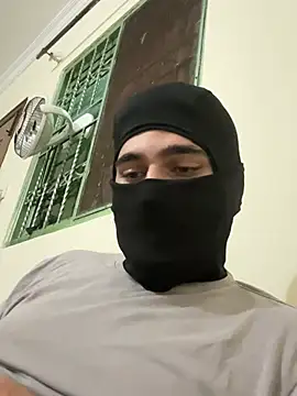 Snapshot of Shamang269 chatting on March 2025 09:23:01 PM Shamang269 online show from March 2025 09:23:01 PM